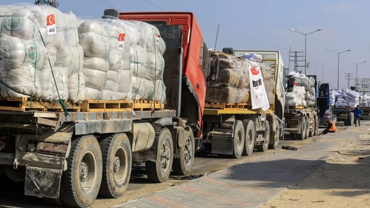 Türkiye, Gazze'ye 14 uçak ve 16 gemiyle yardım ulaştırdı