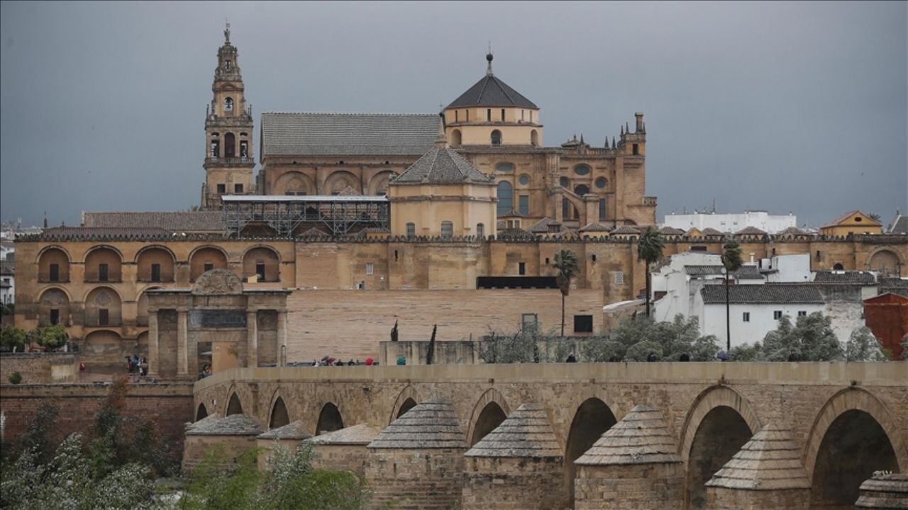 Kurtuba Cami-Katedrali kısmi olarak açıldı