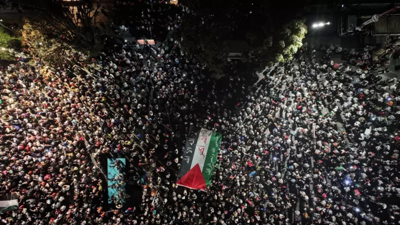 İstanbul'da Gazze'ye Destek Yürüyüşünde 100 Bin Kişi