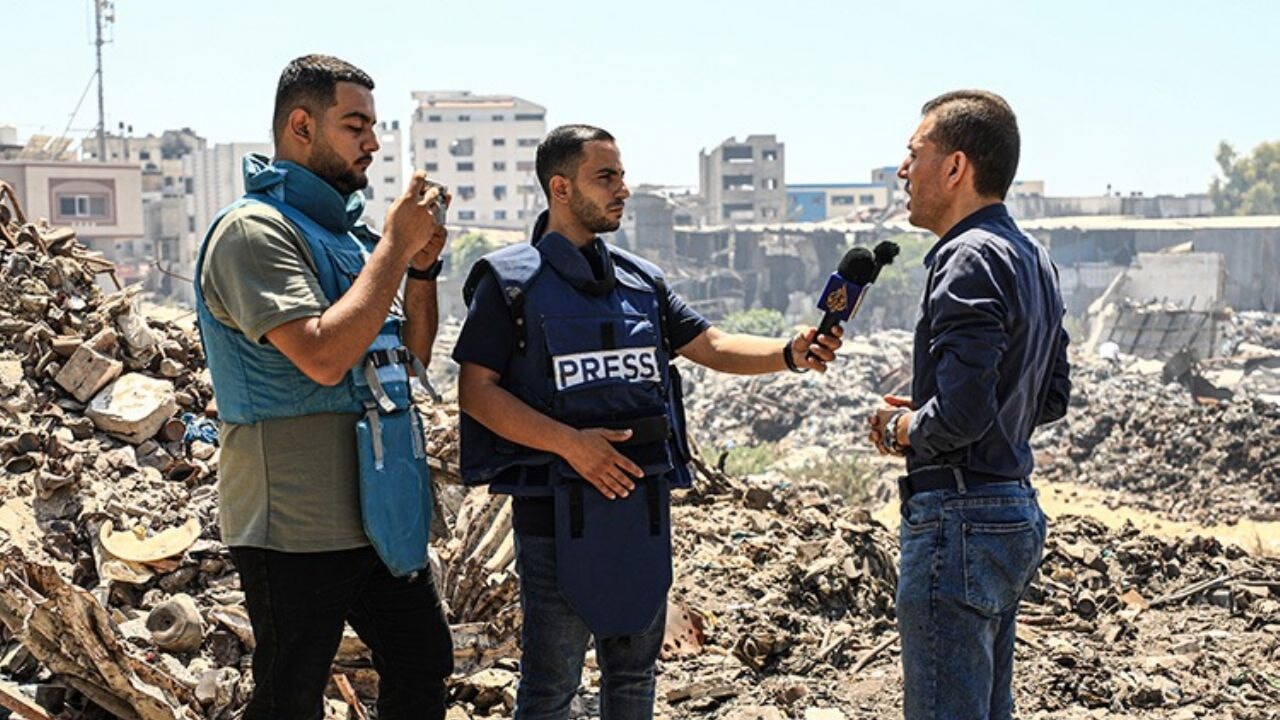 Gazze'nin Cesur Sesi Susturuldu: Al Jazeera Muhabiri Enes eş-Şerif İsrail Saldırısında Öldü