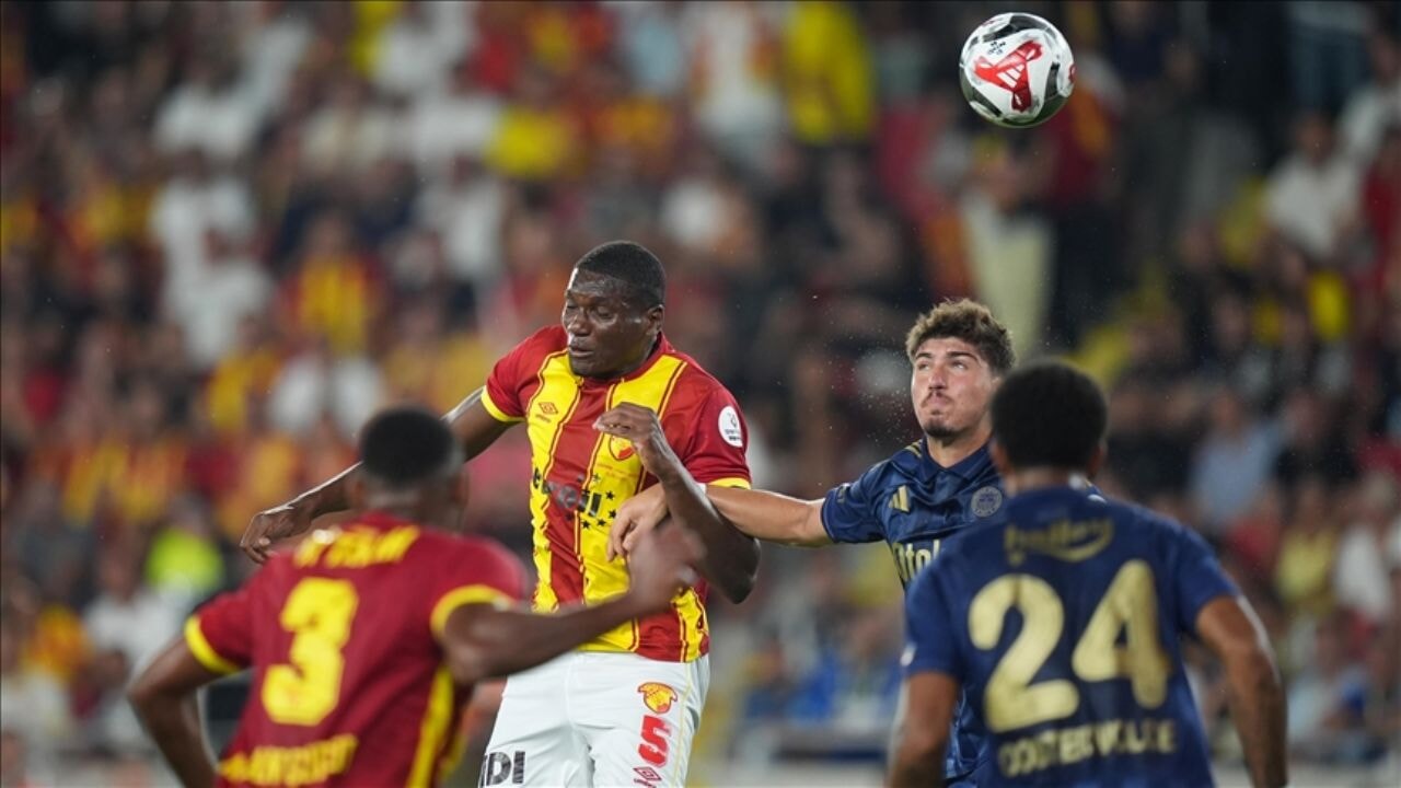 Fenerbahçe, Göztepe ile berabere kaldı! Mourinho'dan açıklama...