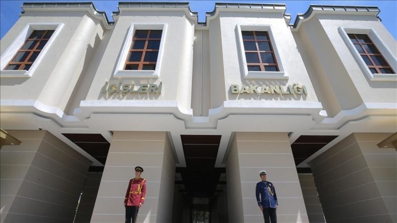 Beyoğlu Belediye Başkanı İnan Güney, görevden uzaklaştırıldı