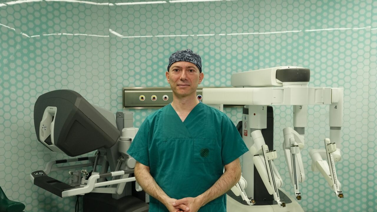 Robotik cerrahi kansere neşter, sinirlere kalkan oluyor!