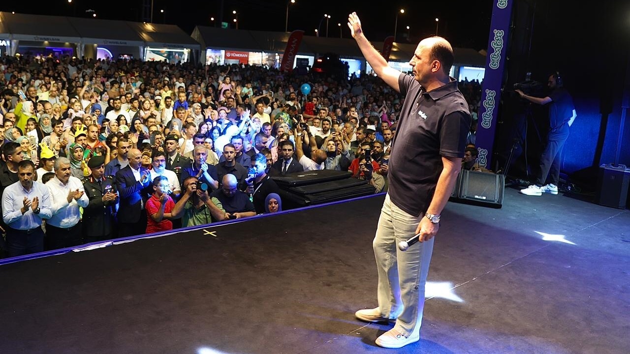 Başkan Altay: Bilim Festivali'miz 24 Ağustos akşamına kadar yüz binleri Konya'da ağırlayacak