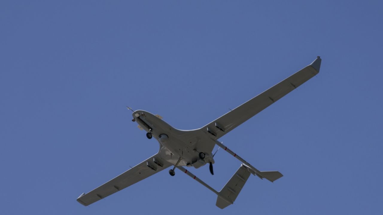 Yapay zeka destekli Bayraktar TB2T-AI SİHA'dan rekor uçuşu