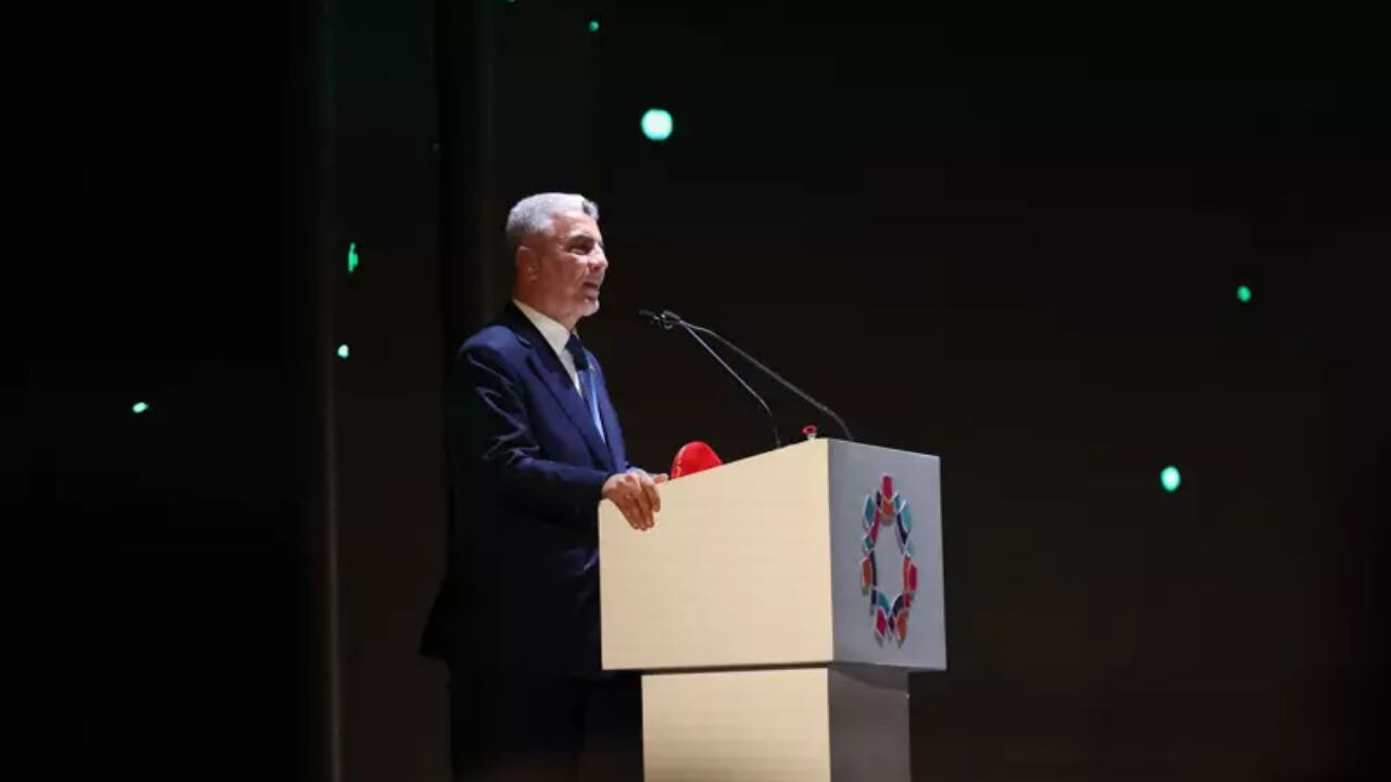 Türkiye'den Suriye'ye büyük destek: Transit ticaret yeniden başlıyor