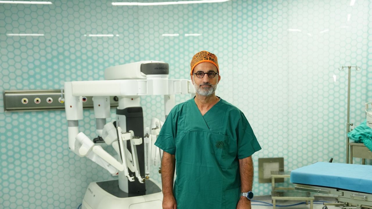 Baş boyun tümörlerine milimetrik robotik dokunuş