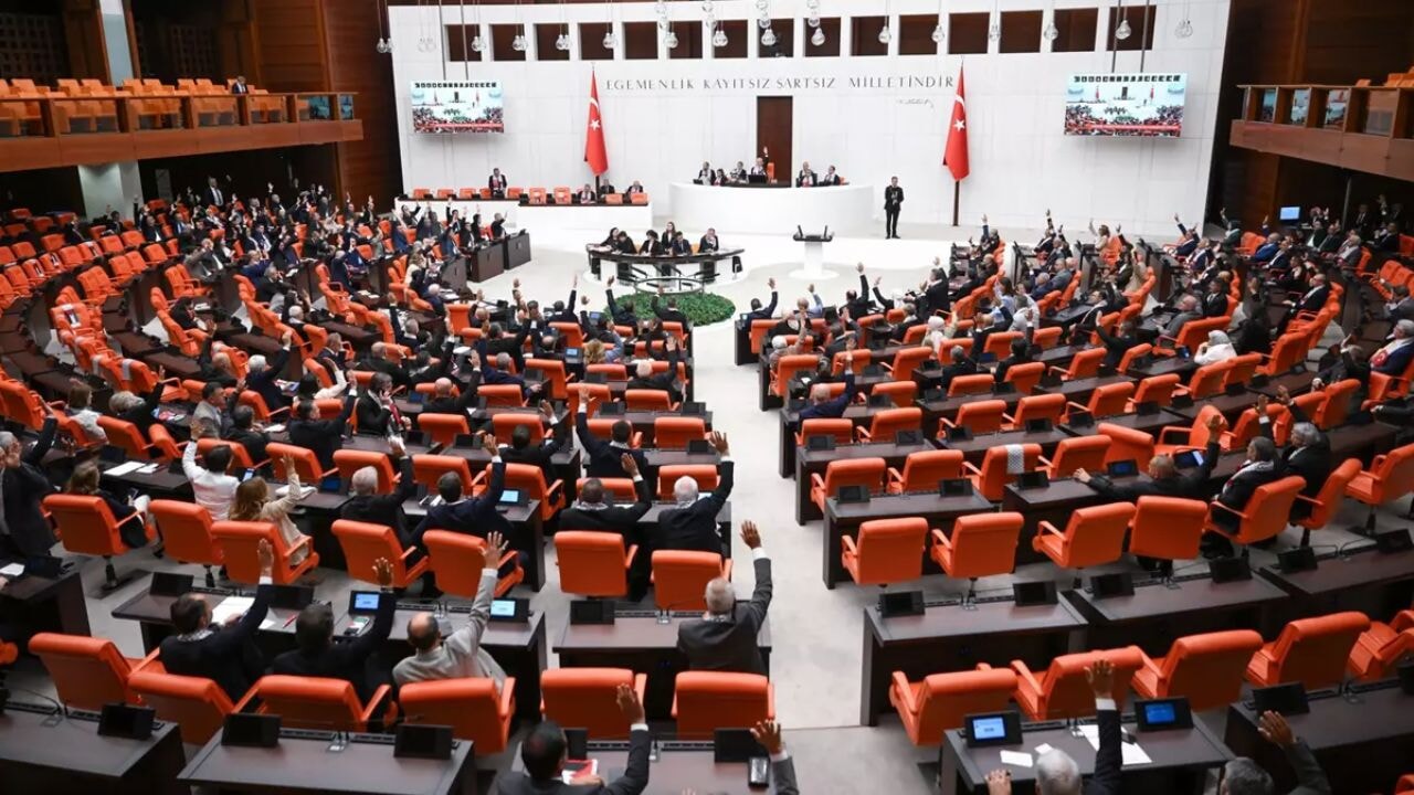 İsrail'in Gazze'deki işgal ve soykırımına karşı TBMM'den tarihi karar