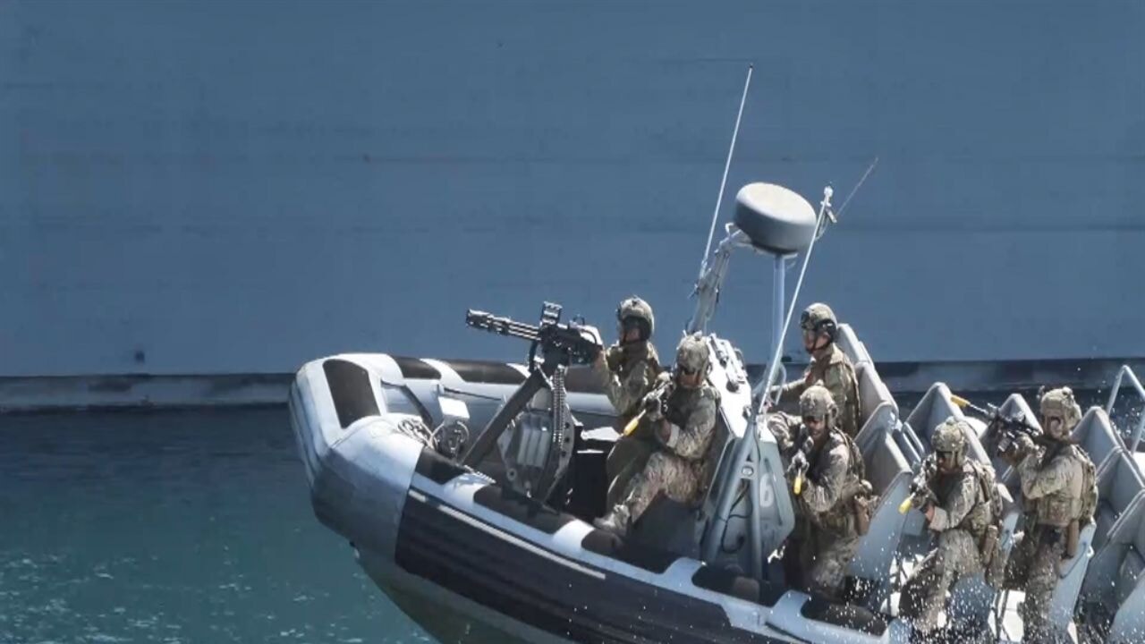 'TEKNOFEST Mavi Vatan'da SAT VE SAS komando gösterisi