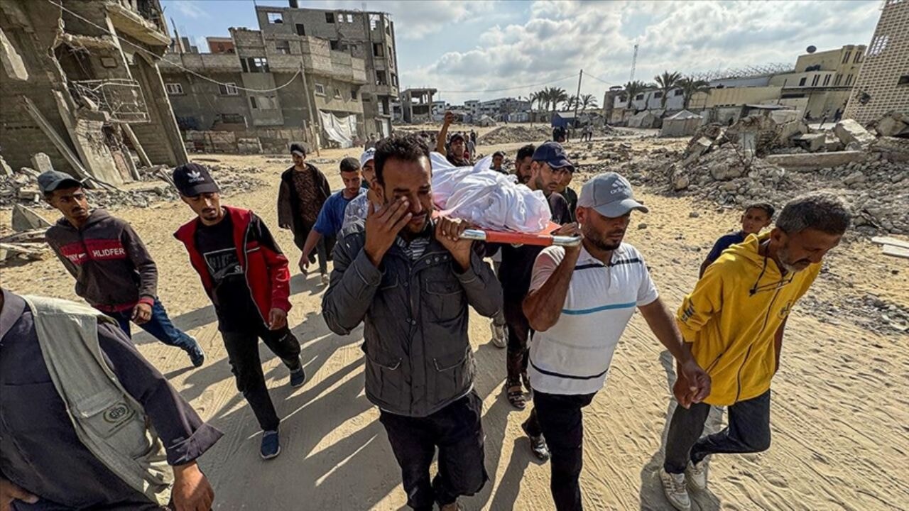 İsrail'in Gazze'de yardım bekleyenlere saldırısında 9 Filistinli yaşamını yitirdi