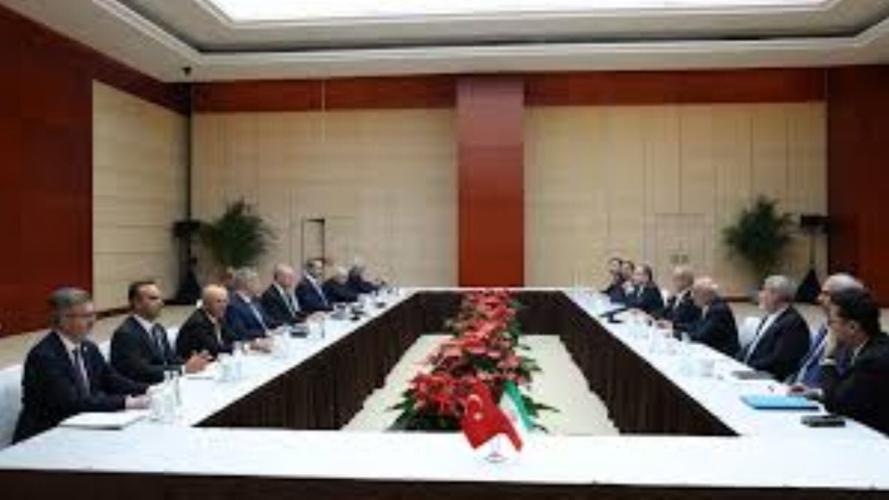 Cumhurbaşkanı Erdoğan, İran Cumhurbaşkanı Pezeşkiyan ile görüştü