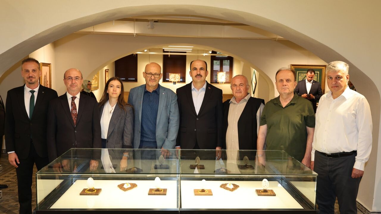 Konya Büyükşehir'in 'Narinden Nazenine; Sanatın Zarafeti' sergisi sanatseverleri bekliyor