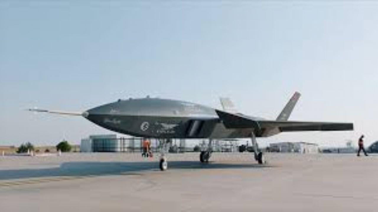 Bayraktar KIZILELMA PT-4, Agresif Tırmanış ve Manevra Testi'ni başarıyla tamamladı