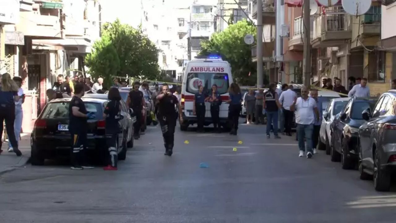 İzmir'de polise silahlı saldırı: 2 şehit, 1 ağır yaralı... Valilikte detaylı açıklama