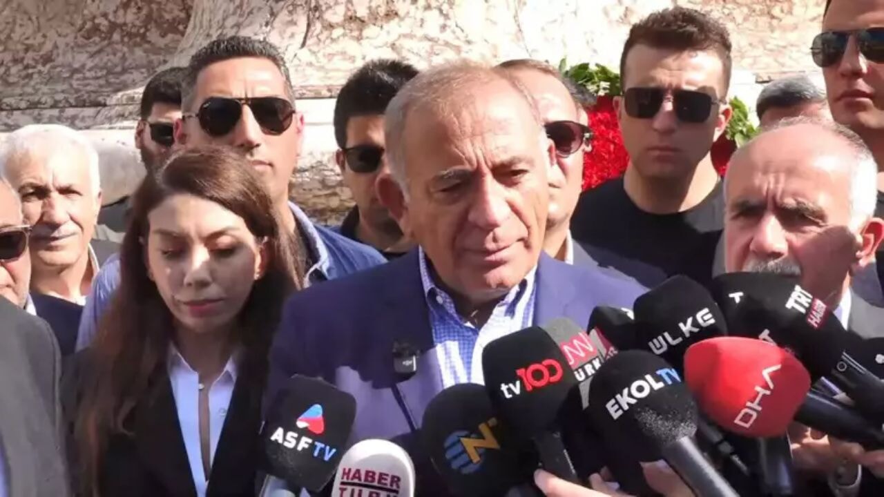 CHP'nin 102'nci yılı töreninde Gürsel Tekin'den önemli mesajlar