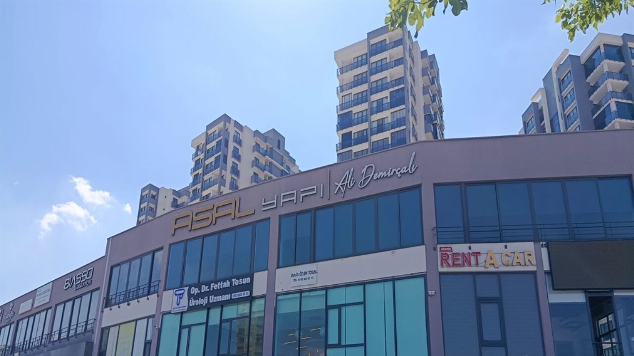 Belediye başkanının firmasının ofisine silahlı saldırı