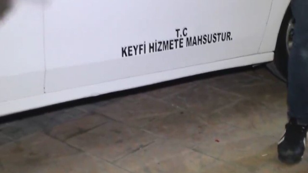 Resmi araçları çocuğuna, sevgilisine kullandıran keyifçiler!