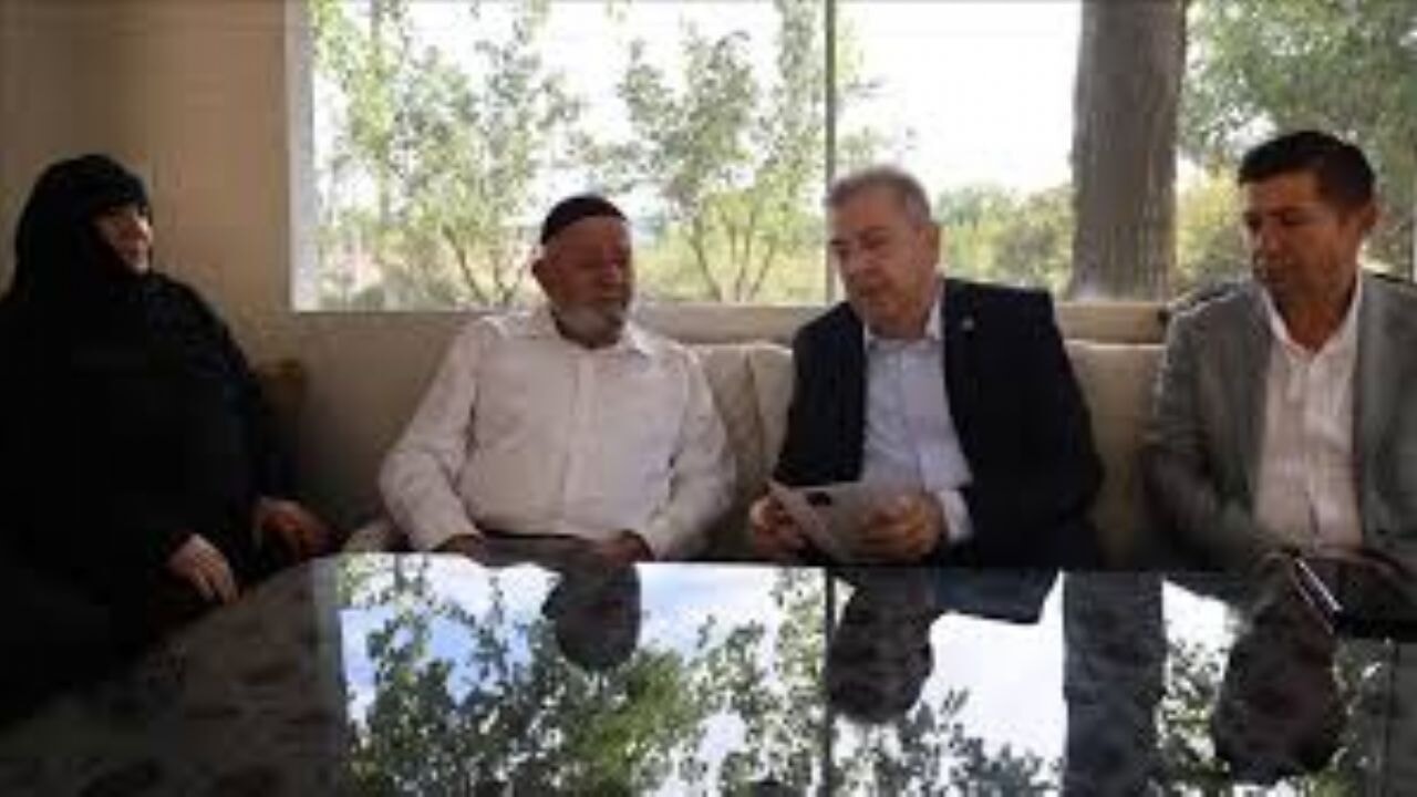 Cumhurbaşkanı Erdoğan'ın 'Terörsüz Türkiye' mektubu Sakarya'daki şehit ailesine ulaştı