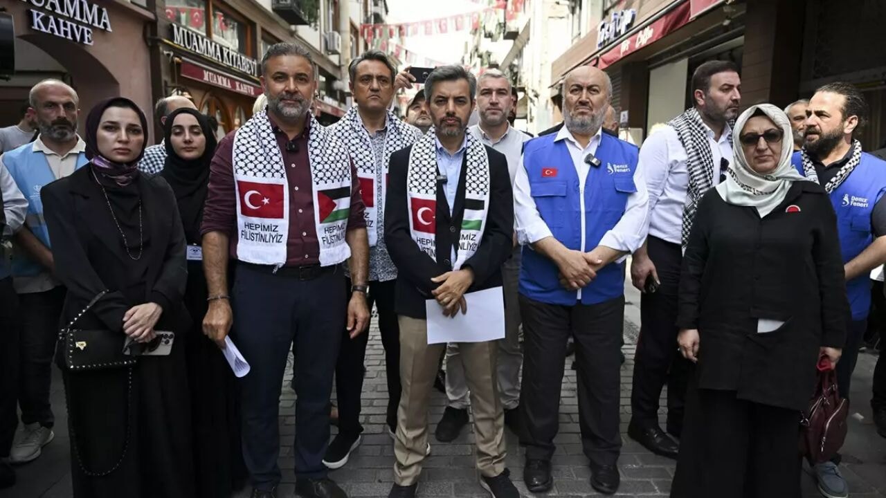 Üsküdar esnafı ve STK'ler Gazze için bir araya geldi