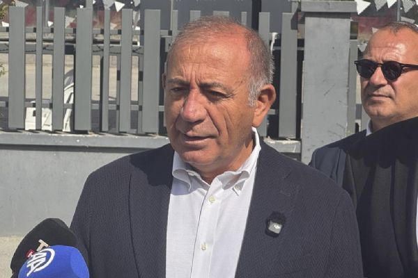 Özel'e ''konuşmak zorunda kalırım'' tehdidi... Gürsel Tekin açtı ağzını yumdu gözünü