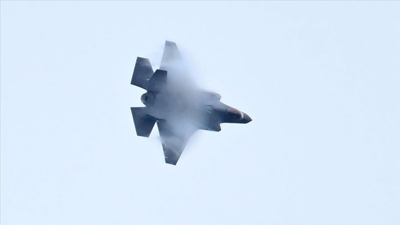 İki F-35 daha korkuttu! Havayolları felç oldu
