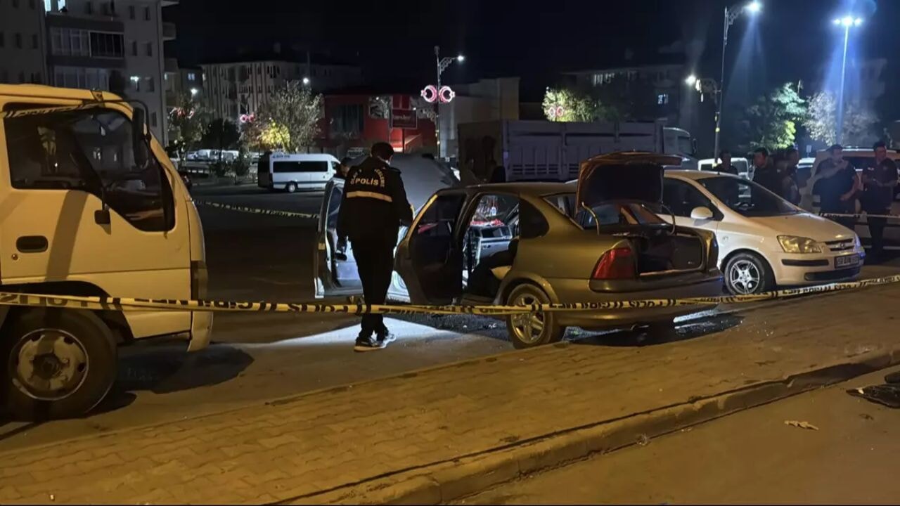 Sivas'ta araçta patlama! Ölü ve yaralılar var