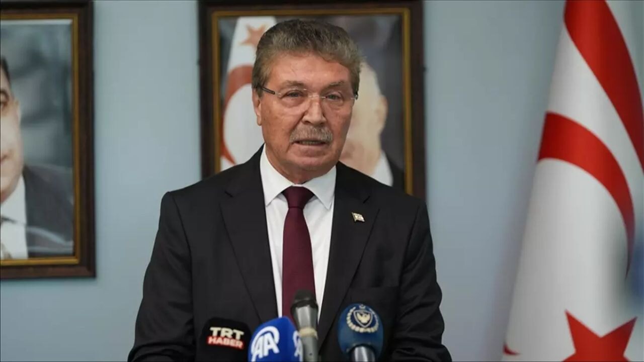 KKTC Başbakanı Üstel'den yatırımcılara konut çağrısı