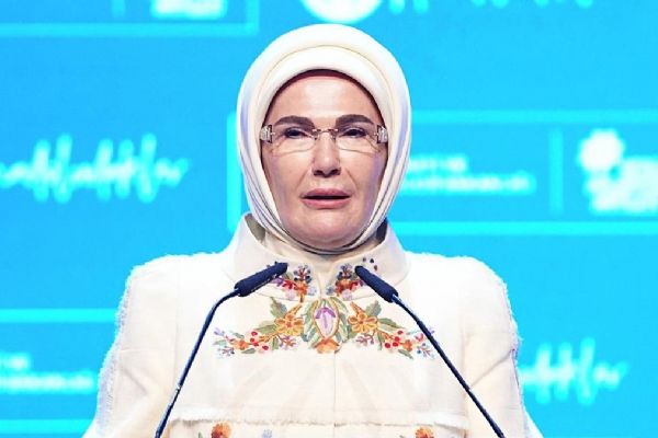 Emine Erdoğan'dan ABD ziyareti: Lider eşleriyle kritik temaslarda bulunacak