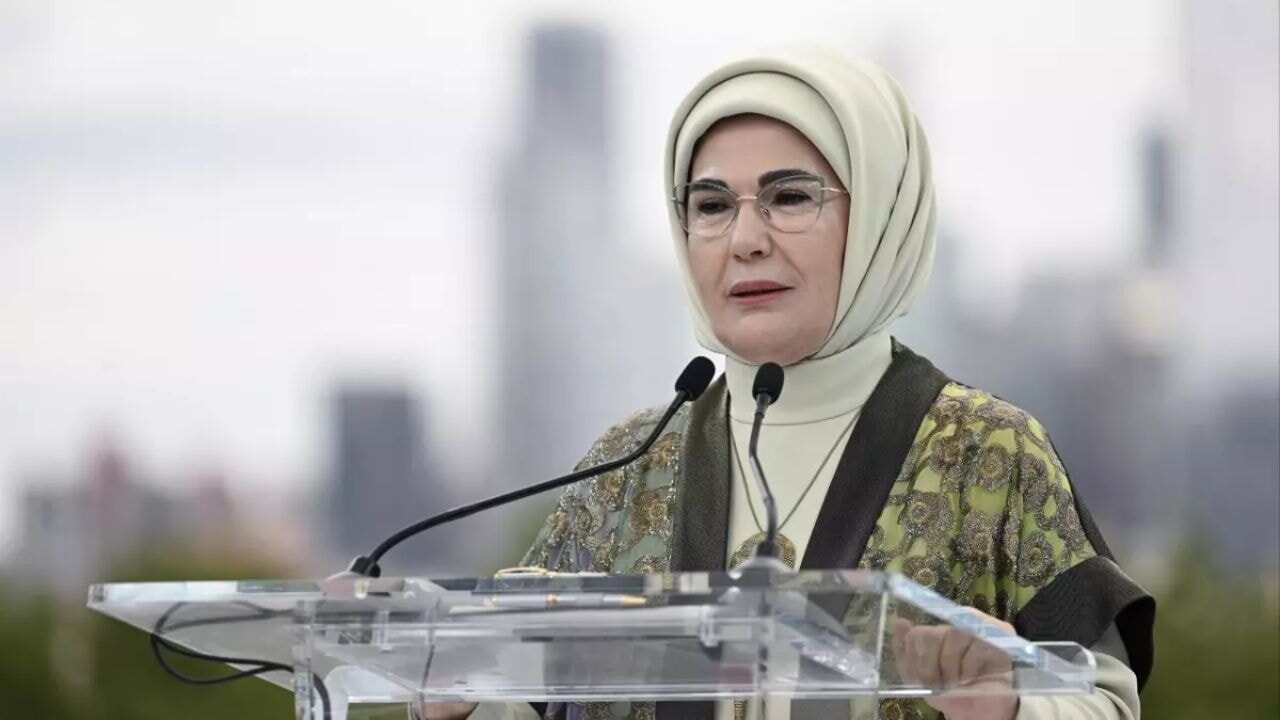 Emine Erdoğan: Ailenin güçlendirilmesi için özel yapı kurulmalı