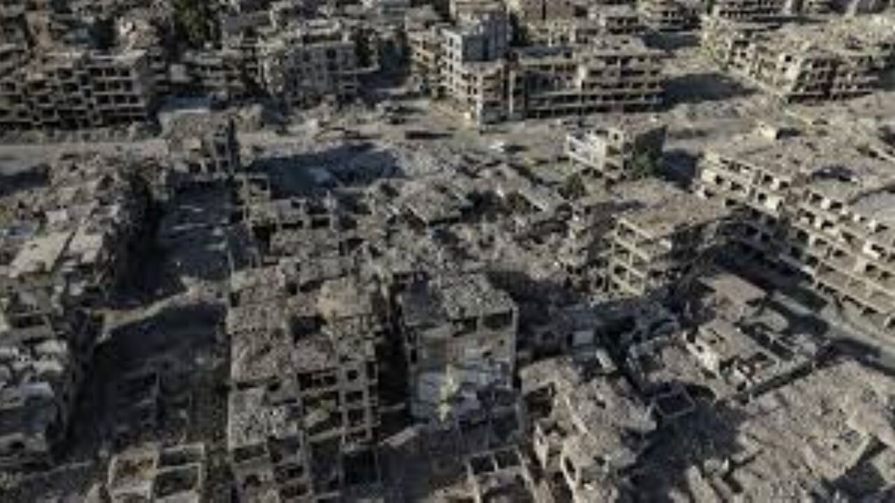 Filistinli sivillerin yaşadığı Yermuk Kampı'ndaki yıkım havadan görüntülendi