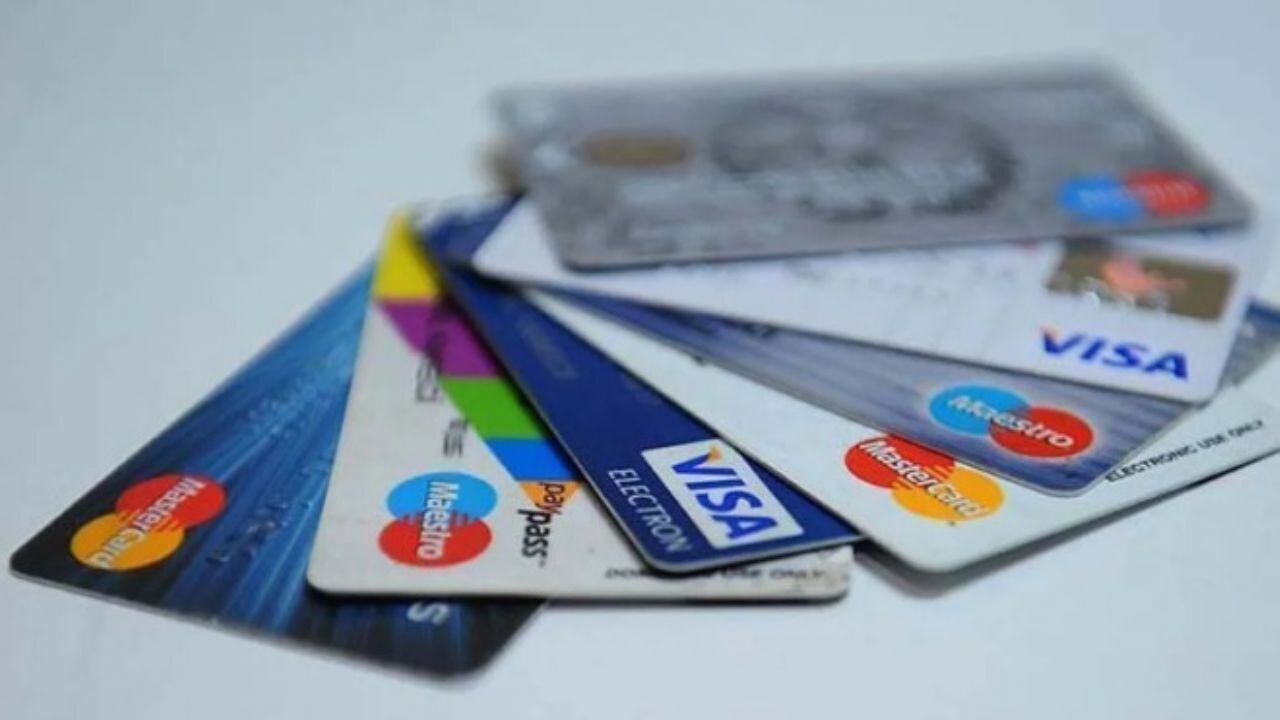 Kart Borcu Olanlar Dikkat! Faizlerde İndirim Kararı Resmi Gazete'de