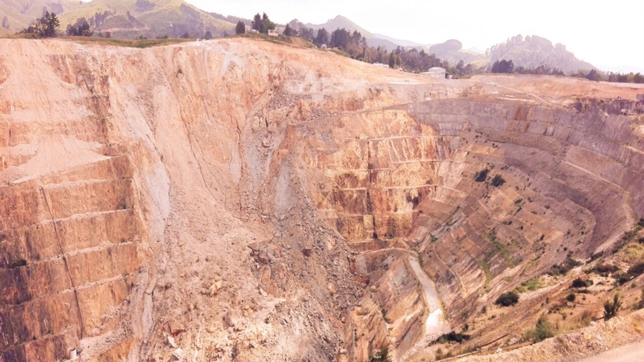 Altın madeninde göçük: 100'den fazla ölü