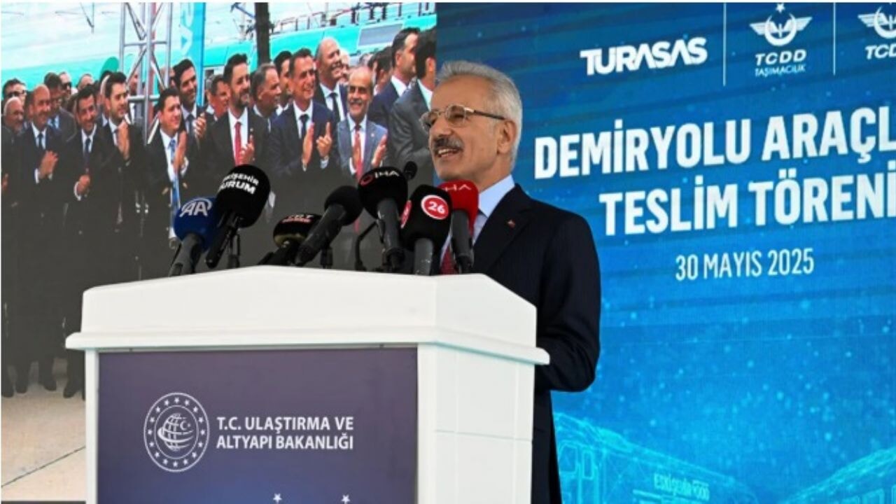 Türkiye'nin ilk 6 akslı milli lokomotifi yolda: Sınıfının en güçlüsü olacak