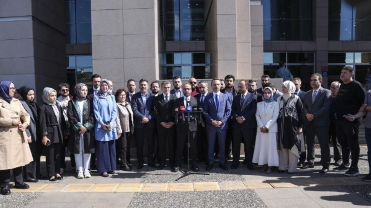 AK Parti'den Özgür Özel'e suç duyurusu: Hakaret ve iftira!