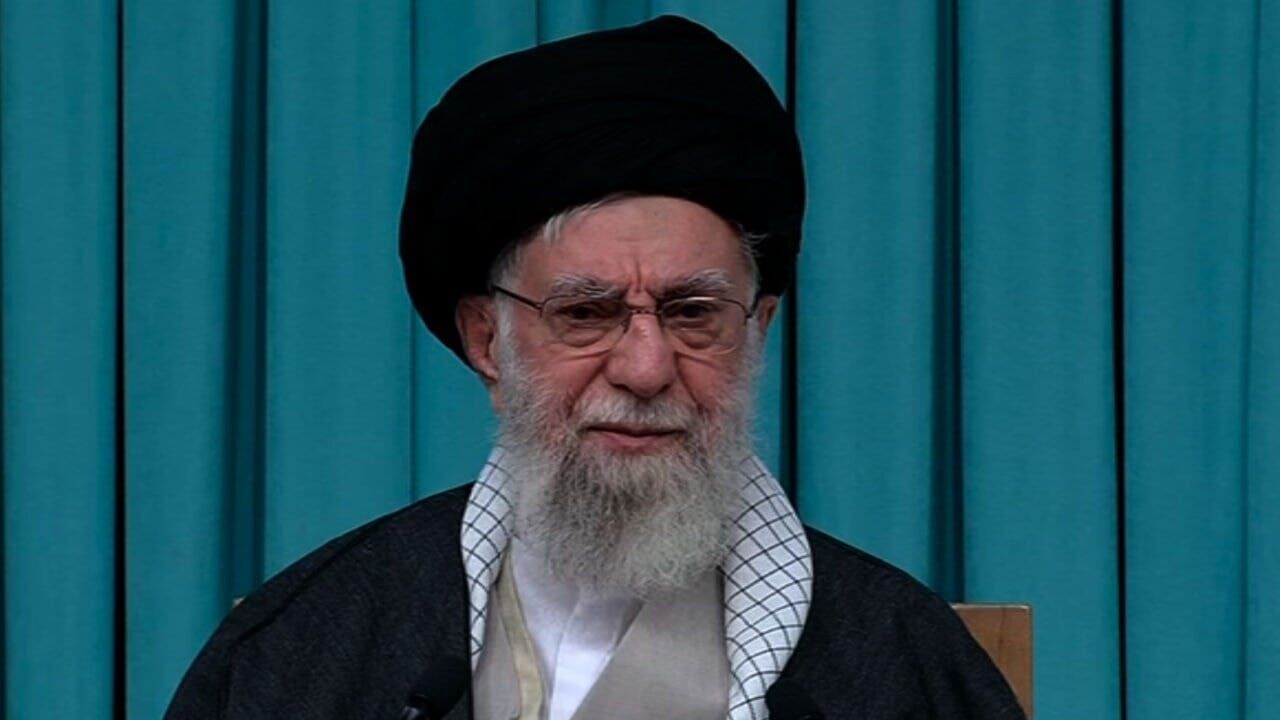 'Hamaney: İran'ın Birliği Düşmanı Mağlup Etti – Nükleer Silah Kararımız Yok, Dayatmalara Boyun Eğmeyeceğiz'