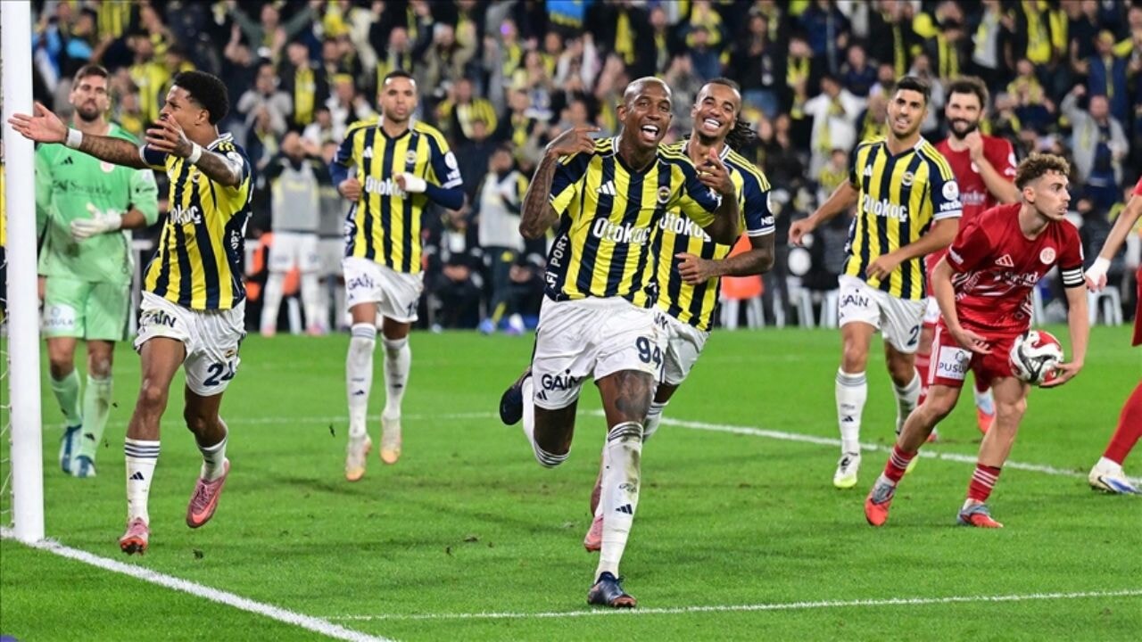 Fenerbahçe 3 maç sonra kazandı; maçtan notlar...