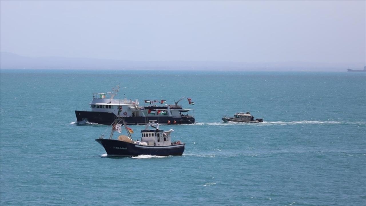 İsrail basını: Ordu Sumud Filosu'na saldıracak