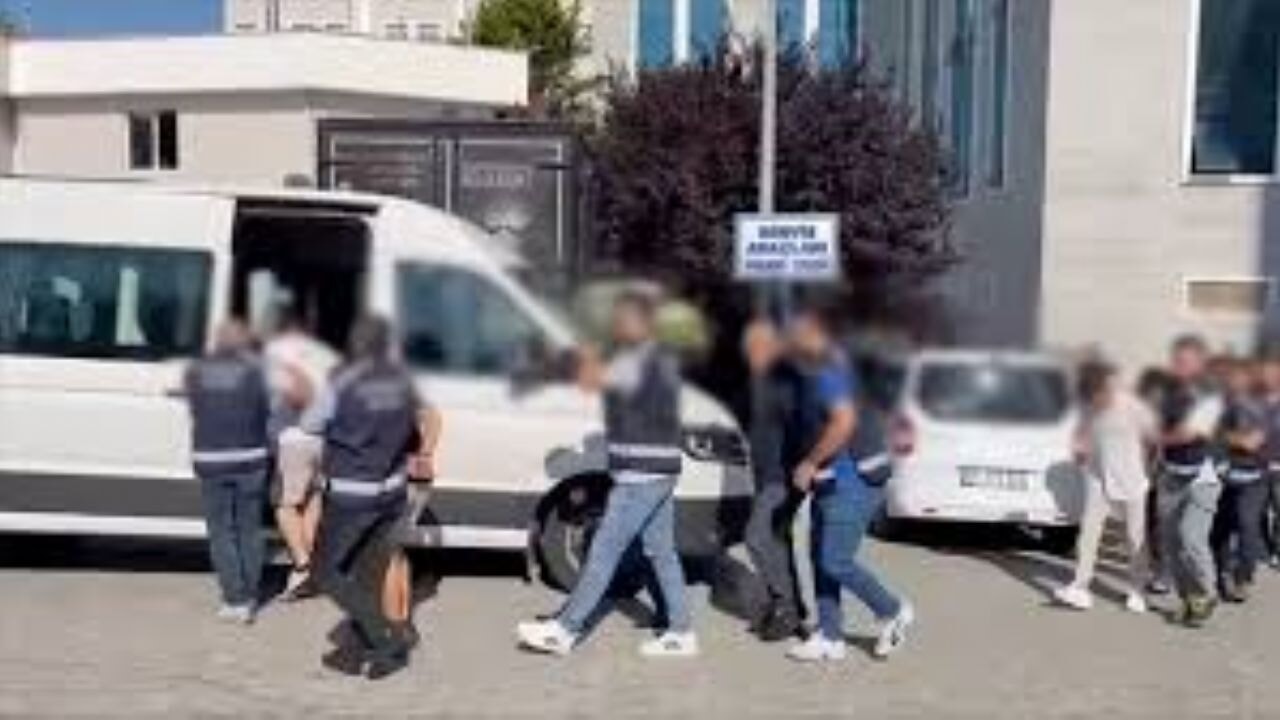 Nitelikli dolandırıcılık şebekesine yönelik Tekirdağ merkezli operasyonlarda 41 şüpheli tutuklandı