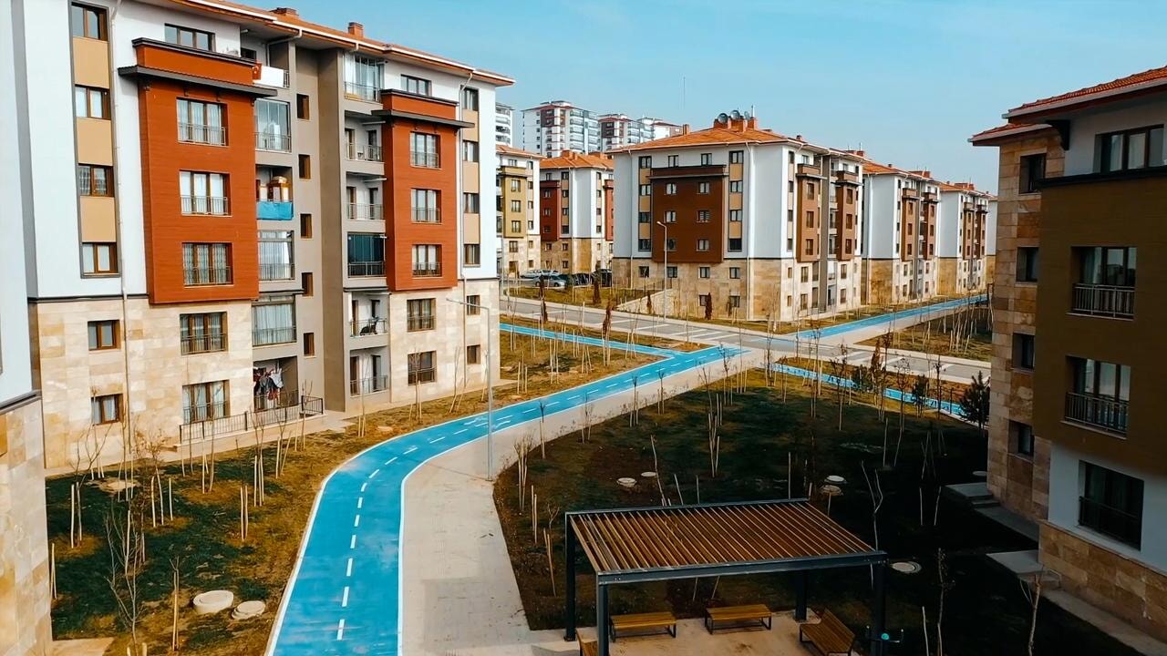 Erdoğan'dan 500 bin sosyal konut müjdesi! İlk kez kiralık konut yapılacak