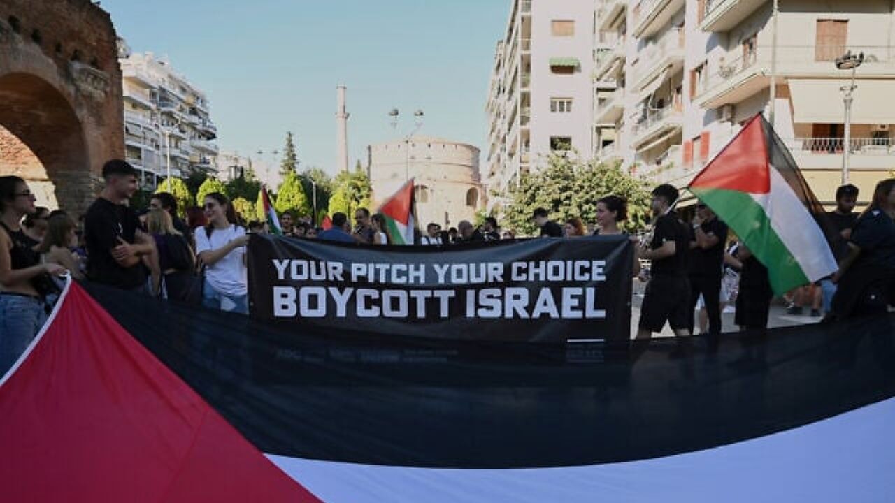 UEFA'dan İsrail'e rahatlatan mesaj: Gazze boykotuna oylama yok