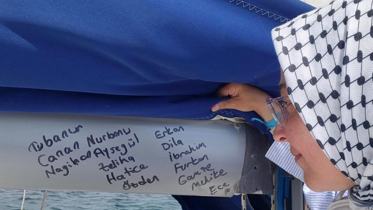 Gazze yolunda beraberinde 15 'kalp' taşıyor