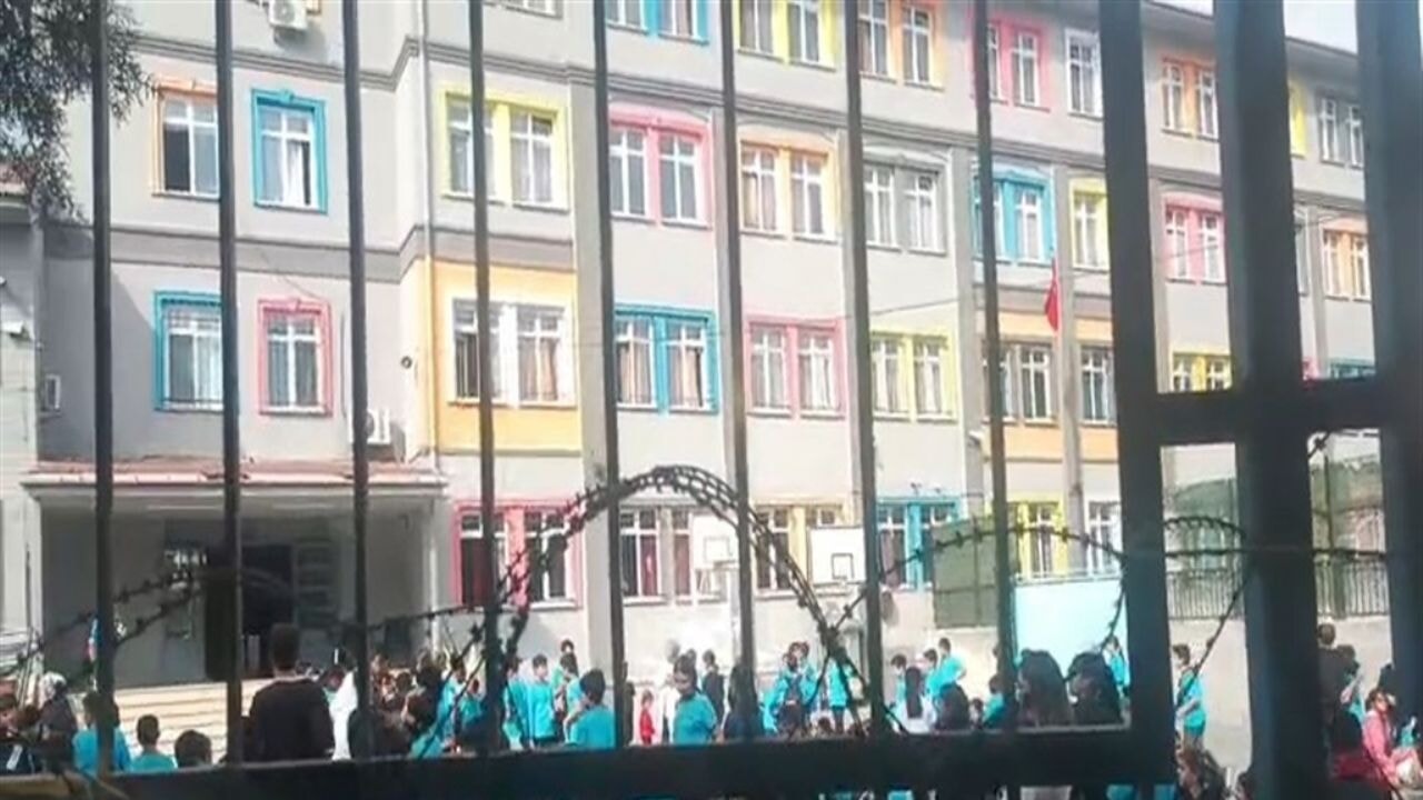 İstanbul Valiliği: 4 binada hasar ihbarı alındı