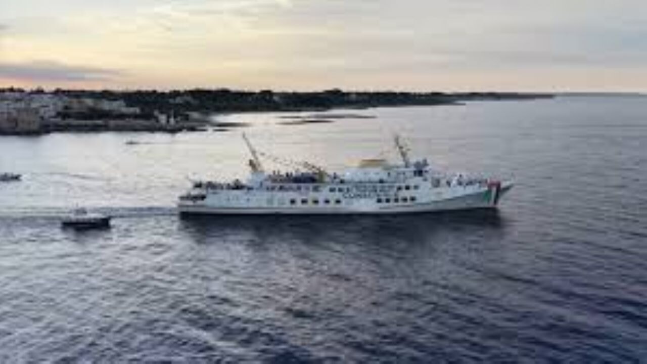 Medya mensupları ve sağlıkçılardan oluşan Özgürlük Filosu Gazze yolunda