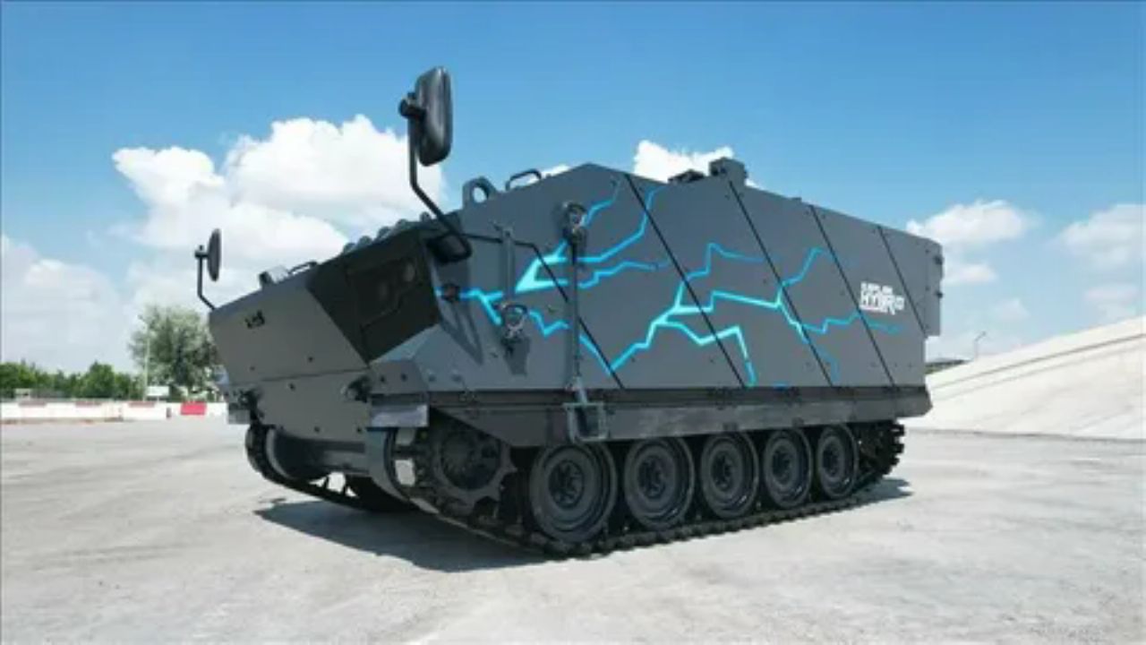 Askeri araçlara güç verecek 'hibrit' çözüm Almanya'da vitrine çıktı