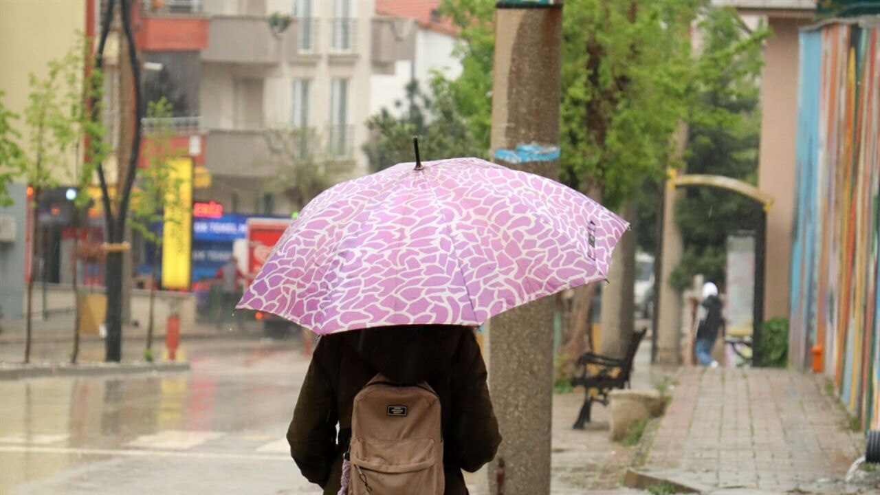 Meteorolojiden 'kuvvetli yağış' uyarısı