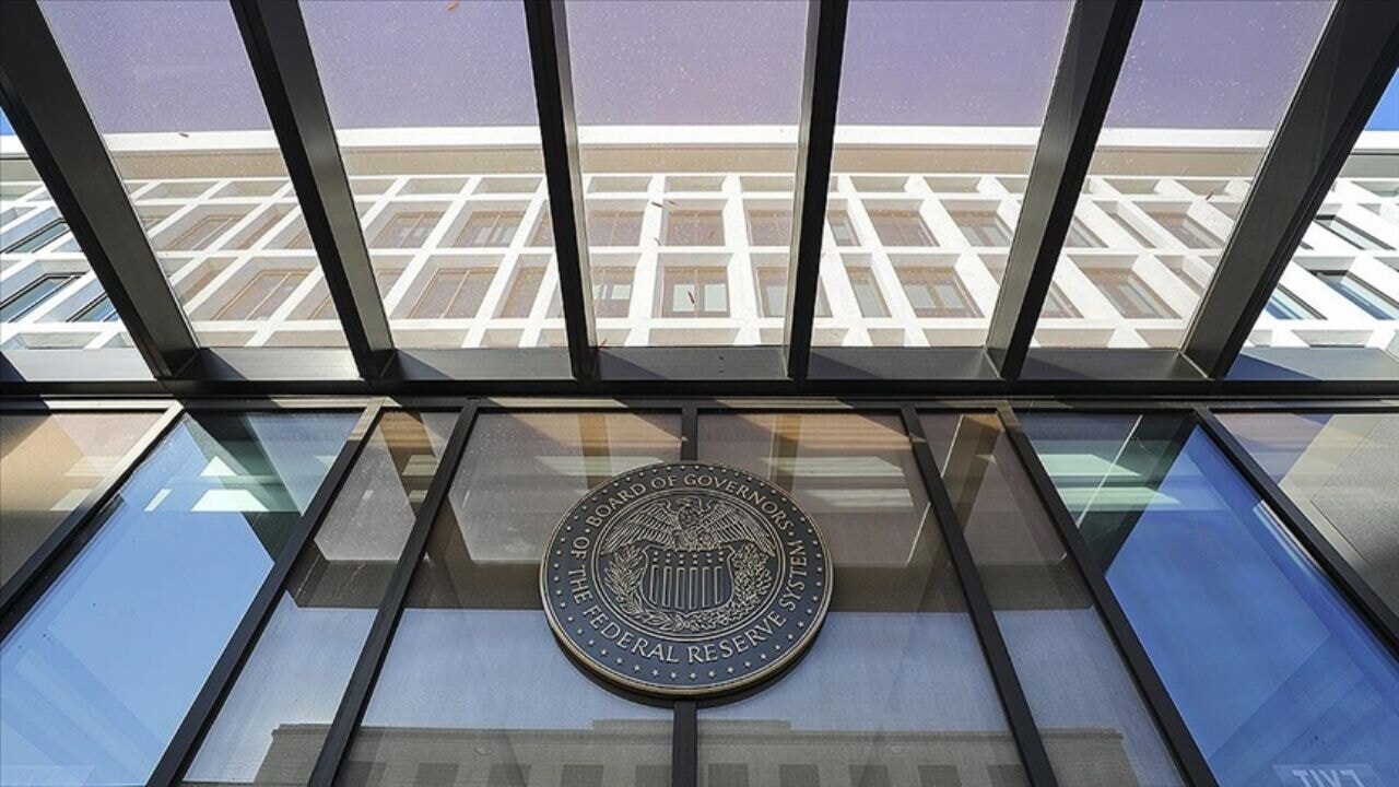 Fed'den 'faiz indirimine devam' sinyali