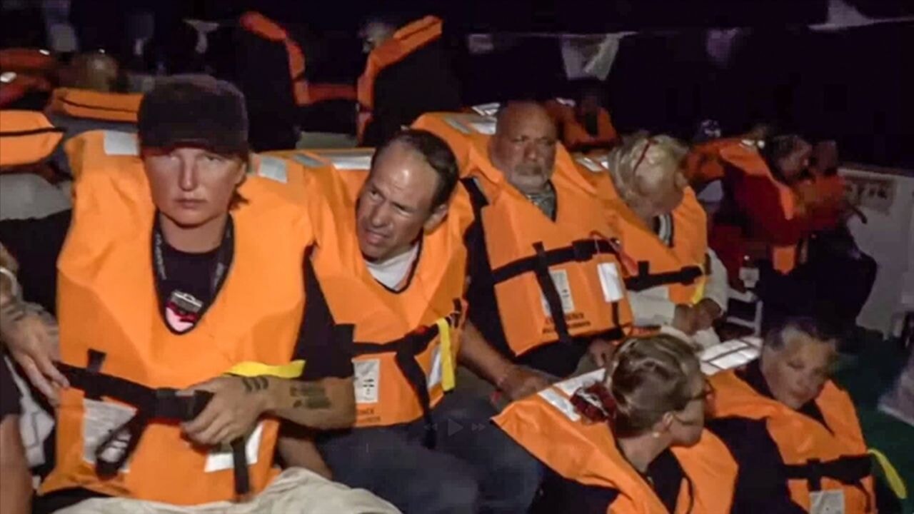 Tekme, tokat, saç çekme!.. İsrail'den aktivistlere saldırılar