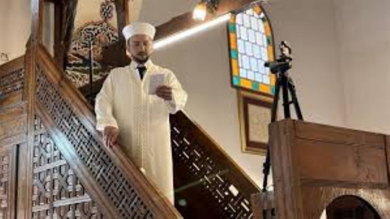 Cuma hutbesi: Allah'ın nazargâhı kalptir