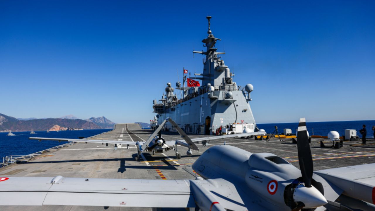 Dosta güven düşmana korku! Mavi Vatan'da gövde gösterisi