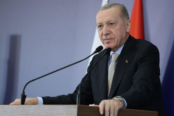 Trabzon'a deniz üzeri havalimanı müjdesi! Cumhurbaşkanı Erdoğan duyurdu